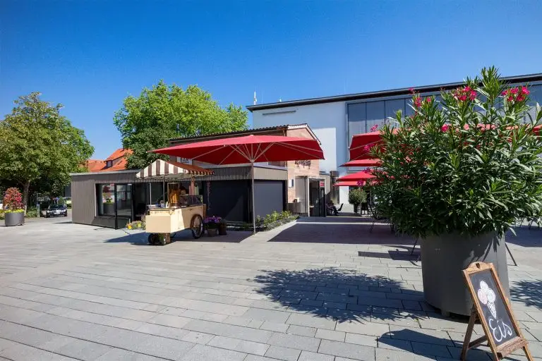 Zentral Bar Aussen